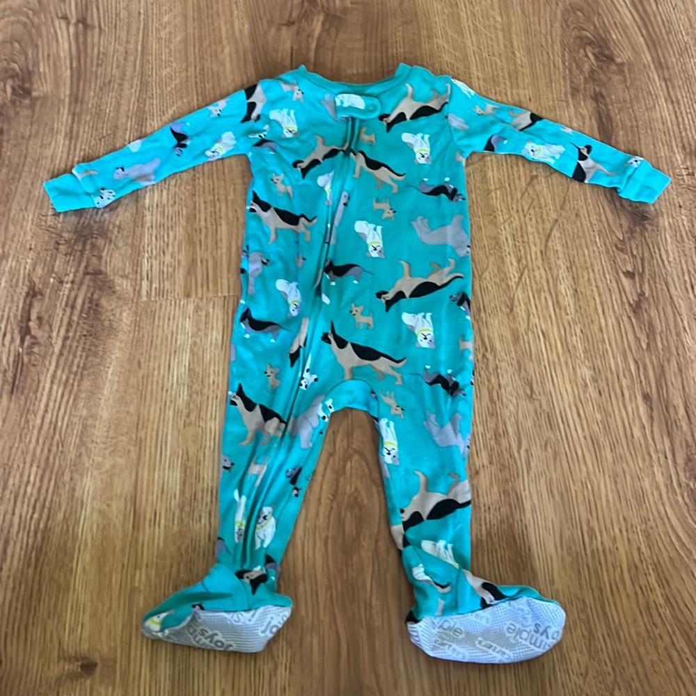 5/$10 Carter’s Teal Dog Print Sleep and Play 6-9m